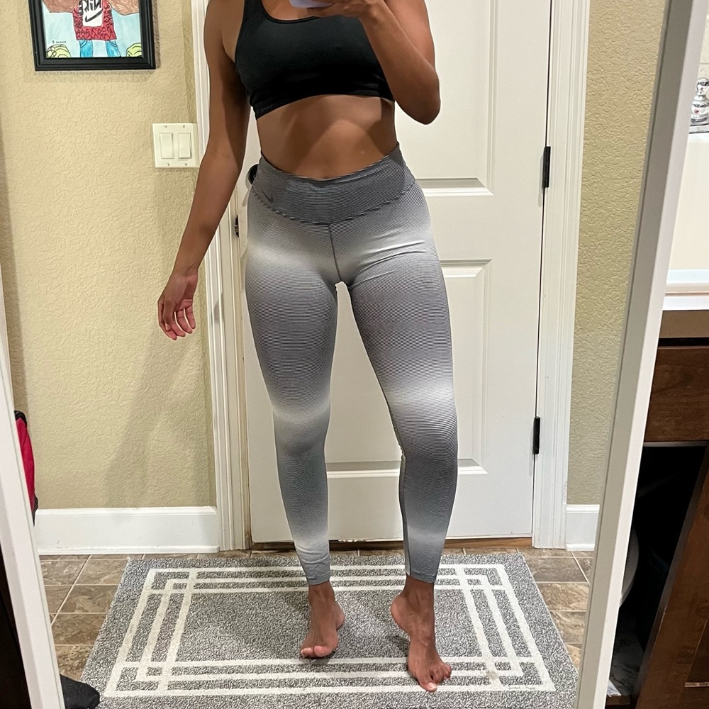 NIKE leggings